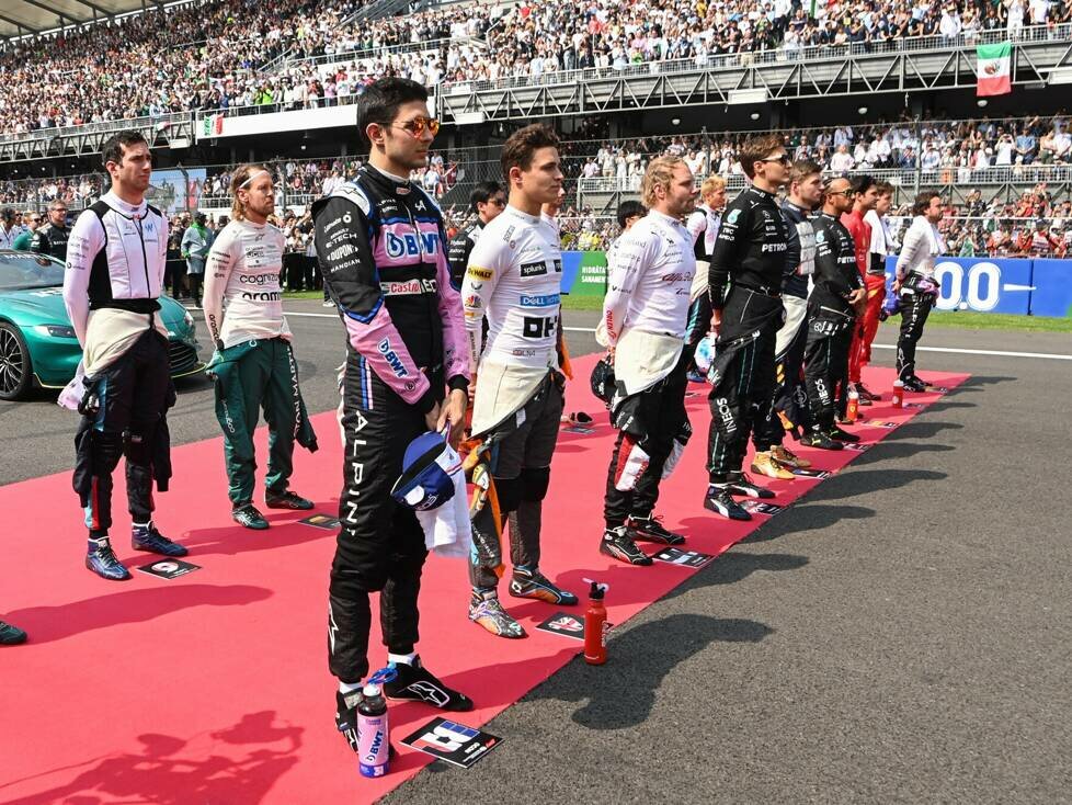Esteban Ocon, Lando Norris, Valtteri Bottas, George Russell, Max Verstappen, Lewis Hamilton, Carlos Sainz, Charles Leclerc, Fernando Alonso, Lance Stroll, Nicholas Latifi, Sebastian Vettel