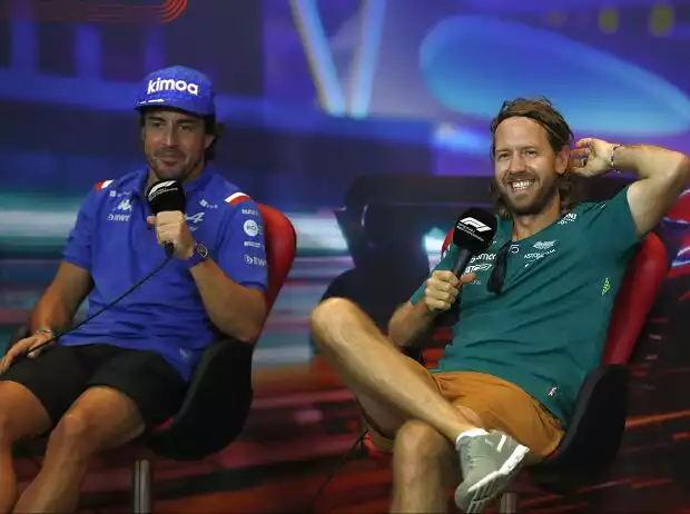 Fernando Alonso, Sebastian Vettel Titel-Bild zur News: Fernando Alonso, Sebastian Vettel