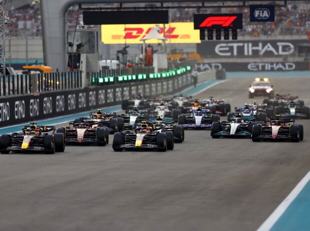 Titel-Bild zur News: Max Verstappen, Sergio Perez, Charles Leclerc, Lewis Hamilton, George Russell, Carlos Sainz