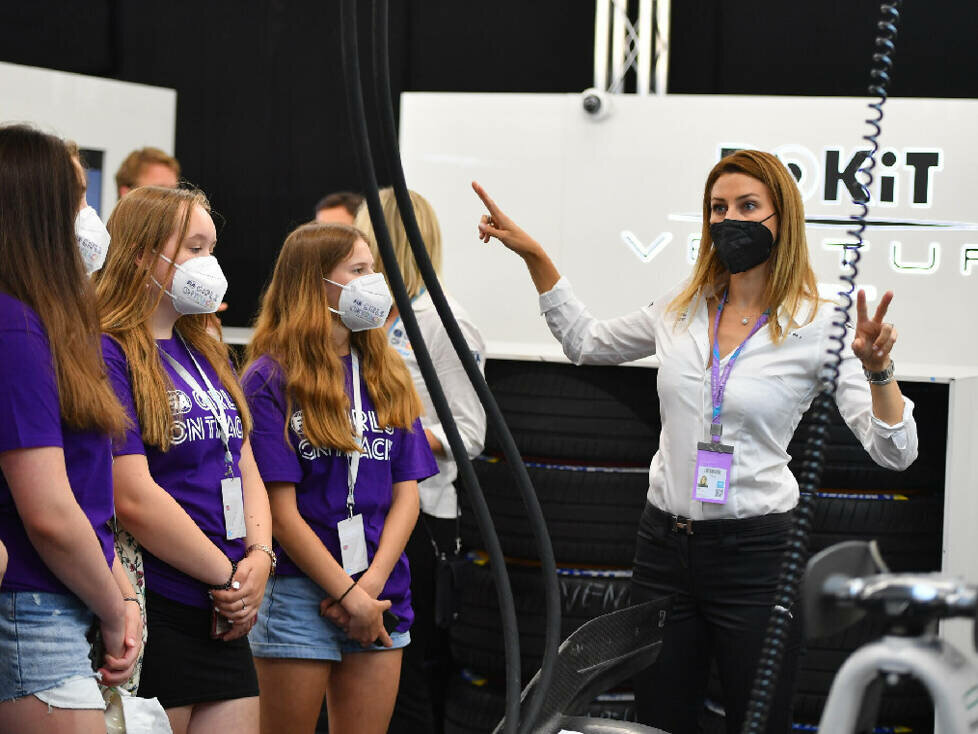 "More Than Equal" will Frauen binnen 10 Jahren eine Chance in der F1 geben