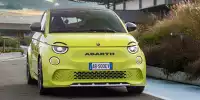 Bild zum Inhalt: Abarth 500e (2023) offiziell vorgestellt: Elektrischer Kraftzwerg