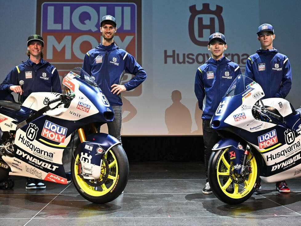 Intact-Designpräsentation 2023 mit Darryn Binder, Lukas Tulovic (Moto2) und Ayumu Sasaki, Collin Veijer (Moto3)