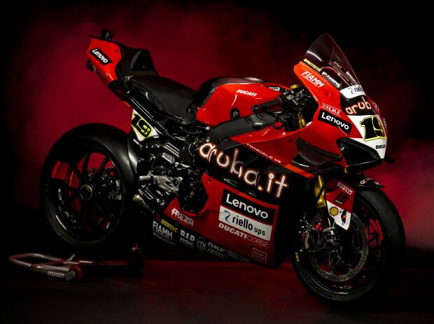 Titel-Bild zur News: Ducati Panigale V4R