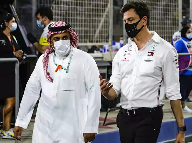 Khalid Bin Sultan Al Faisal und Mercedes-Motorsportchef Toto Wolff Titel-Bild zur News: Khalid Bin Sultan Al Faisal und Mercedes-Motorsportchef Toto Wolff