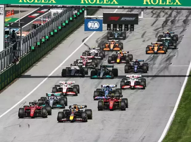 Titel-Bild zur News: Max Verstappen, Charles Leclerc