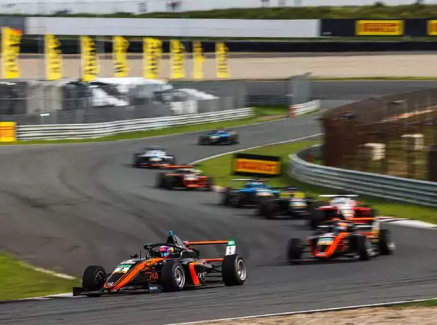 Rennen der deutschen Formel 4 in Zandvoort Titel-Bild zur News: Rennen der deutschen Formel 4 in Zandvoort