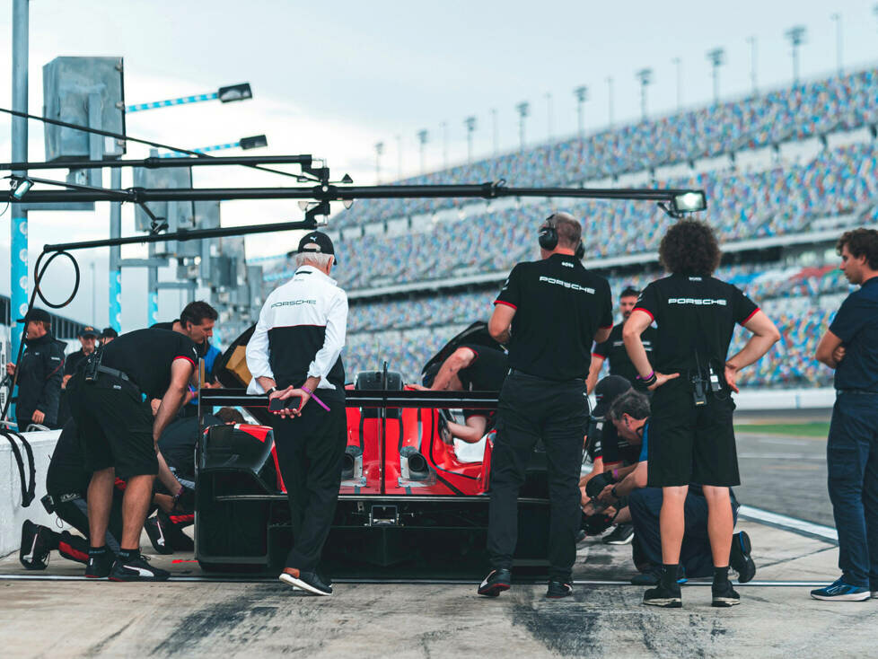 LMDh: Porsche 963 für die GTP-Klasse der IMSA 2023