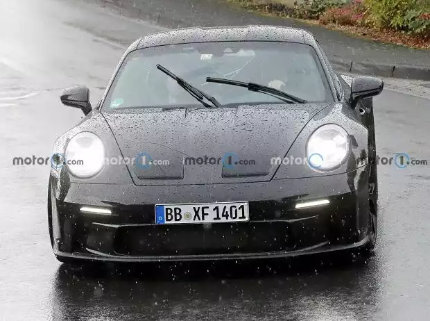 Porsche 911 ST (Erlkönigaufnahmen) Titel-Bild zur News: Porsche 911 ST (Erlkönigaufnahmen)