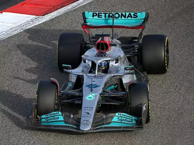 George Russell (Mercedes W13) bei Formel-1-Testfahrten in Bahrain 2022 Titel-Bild zur News: George Russell (Mercedes W13) bei Formel-1-Testfahrten in Bahrain 2022