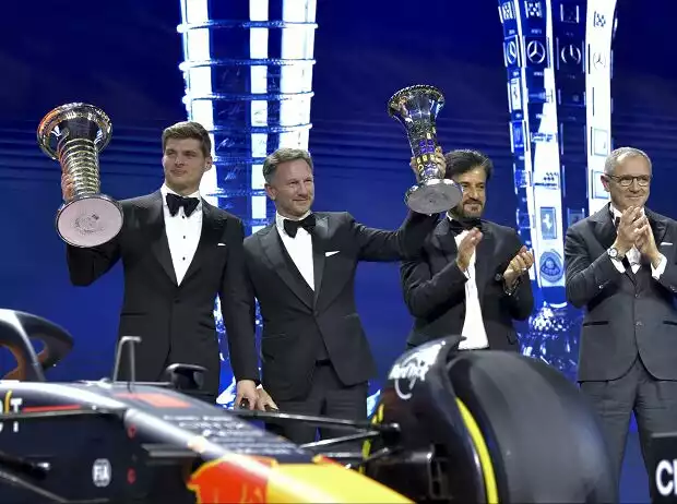 Max Verstappen, Christian Horner Titel-Bild zur News: Max Verstappen, Christian Horner