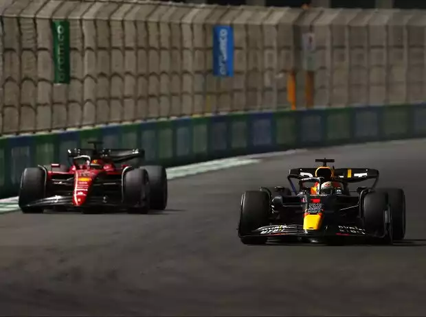 Max Verstappen, Charles Leclerc Titel-Bild zur News: Max Verstappen, Charles Leclerc
