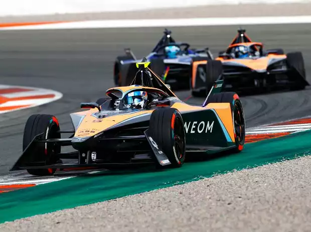 Titel-Bild zur News: Jake Hughes, Rene Rast, Maximilian Günther