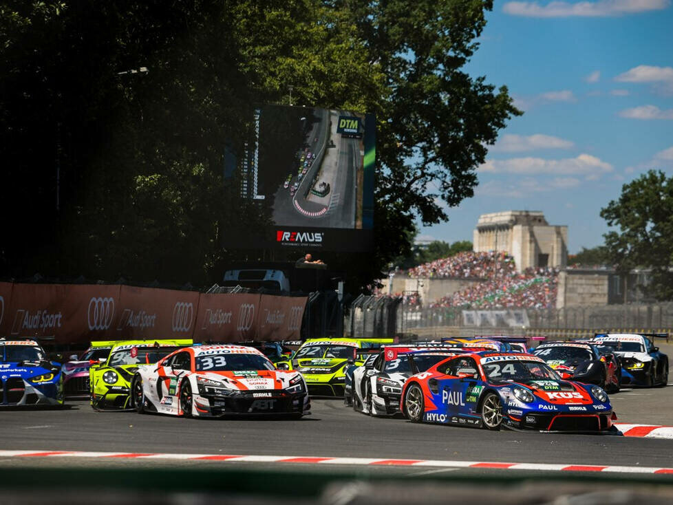 Start der DTM 2022 auf dem Norisring in Nürnberg