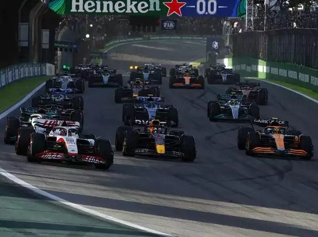 Kevin Magnussen, Max Verstappen, Lando Norris, George Russell Titel-Bild zur News: Kevin Magnussen, Max Verstappen, Lando Norris, George Russell