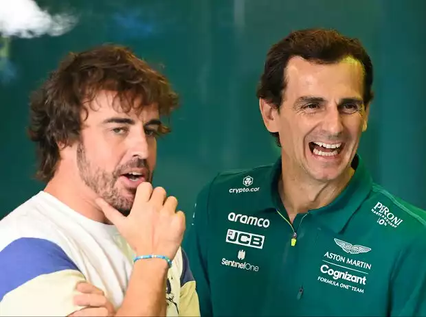 Fernando Alonso und Pedro de la Rosa (Aston Martin) Titel-Bild zur News: Fernando Alonso und Pedro de la Rosa (Aston Martin)