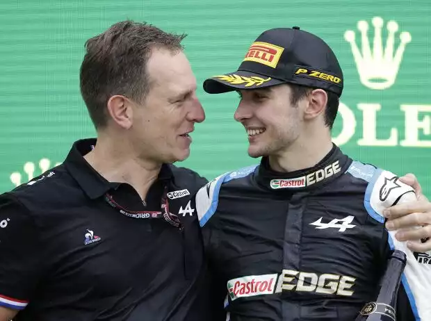 Laurent Rossi, Esteban Ocon (Alpine) Titel-Bild zur News: Laurent Rossi, Esteban Ocon (Alpine)