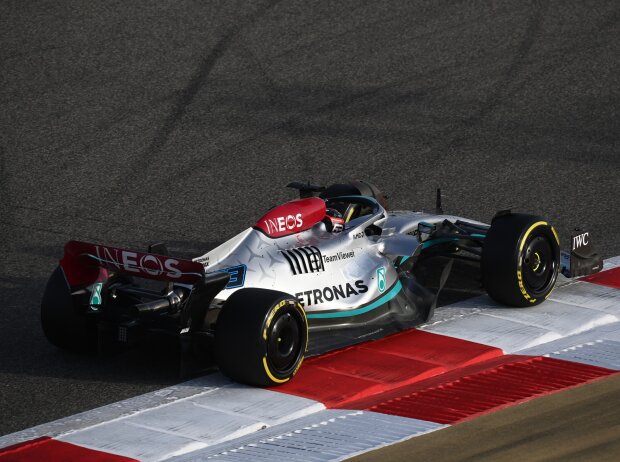 George Russell (Mercedes W13) bei den Formel-1-Testfahrten in Bahrain 2022 George Russell (Mercedes W13) bei den Formel-1-Testfahrten in Bahrain 2022