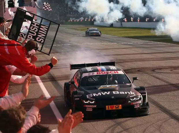 Der Moment, als Bruno Spengler DTM-Meister wurde: BMW und Schnitzer im siebten Himmel Titel-Bild zur News: Der Moment, als Bruno Spengler DTM-Meister wurde: BMW und Schnitzer im siebten Himmel