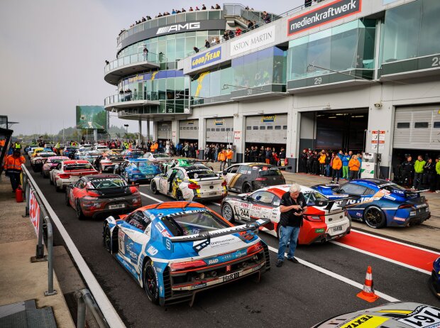 Titel-Bild zur News: Die 12h Nürburgring existieren nur noch als Name: Der Restart fällt weg
