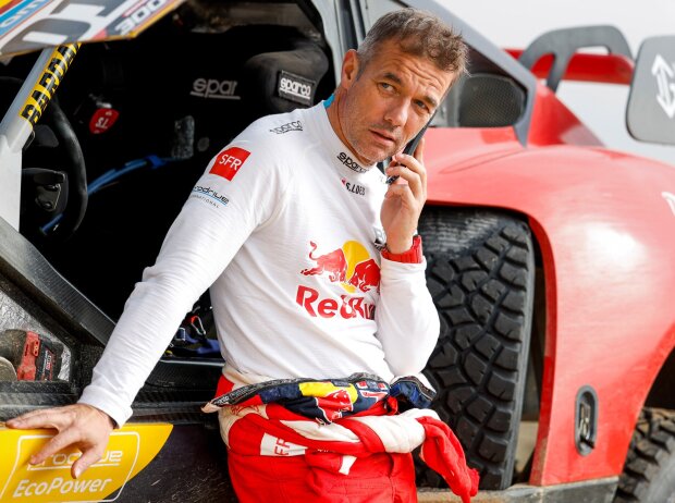 Titel-Bild zur News: Sebastien Loeb hat bei der Rallye Dakar 2023 noch Podiumschancen