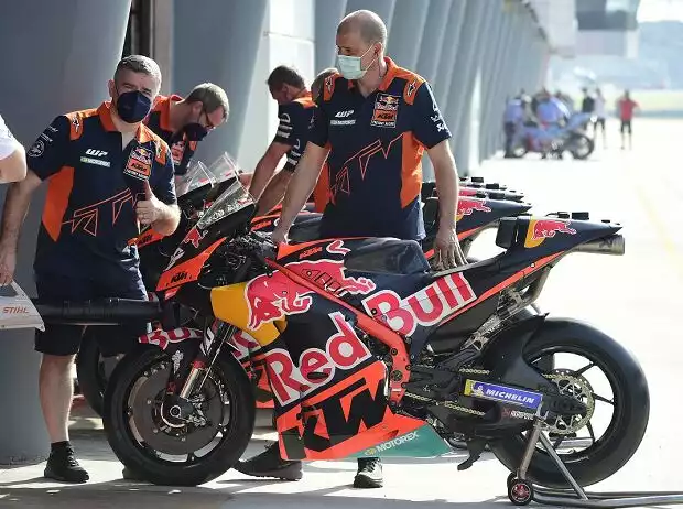 Titel-Bild zur News: KTM RC16