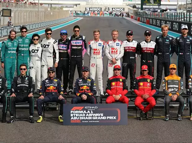 Guanyu Zhou, Sebastian Vettel, Lance Stroll, Yuki Tsunoda, Pierre Gasly, Fernando Alonso, Esteban Ocon, Mick Schumacher, Kevin Magnussen, Valtteri Bottas, Nicholas Latifi, Lewis Hamilton, George Russell, Sergio Perez, Max Verstappen, Charles Leclerc, Carl Titel-Bild zur News: Guanyu Zhou, Sebastian Vettel, Lance Stroll, Yuki Tsunoda, Pierre Gasly, Fernando Alonso, Esteban Ocon, Mick Schumacher, Kevin Magnussen, Valtteri Bottas, Nicholas Latifi, Lewis Hamilton, George Russell, Sergio Perez, Max Verstappen, Charles Leclerc, Carl