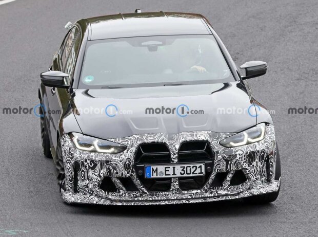 Titel-Bild zur News: BMW M3 CS mit weniger Tarnung