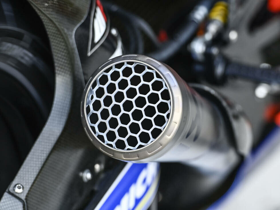 Akrapovic