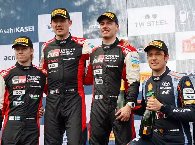 Podium: 1. Sebastien Ogier, 2. Kalle Rovanperä, 3. Thierry Neuville Titel-Bild zur News: Podium: 1. Sebastien Ogier, 2. Kalle Rovanperä, 3. Thierry Neuville