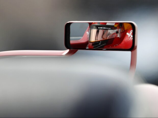 Carlos Sainz rearview mirror