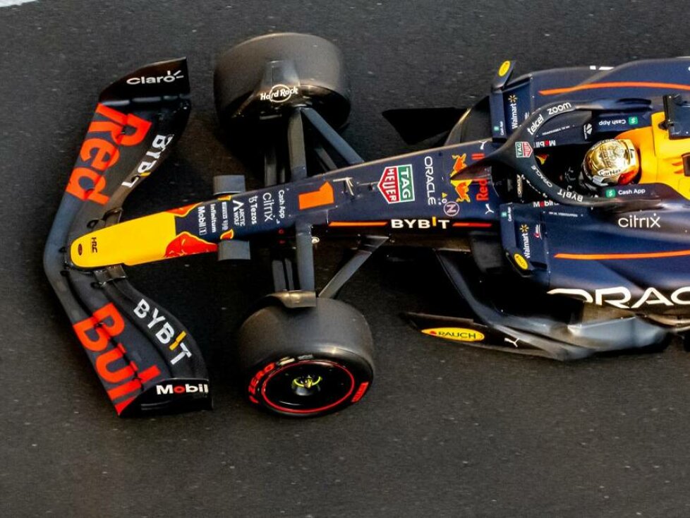 Max Verstappen im Red Bull RB18