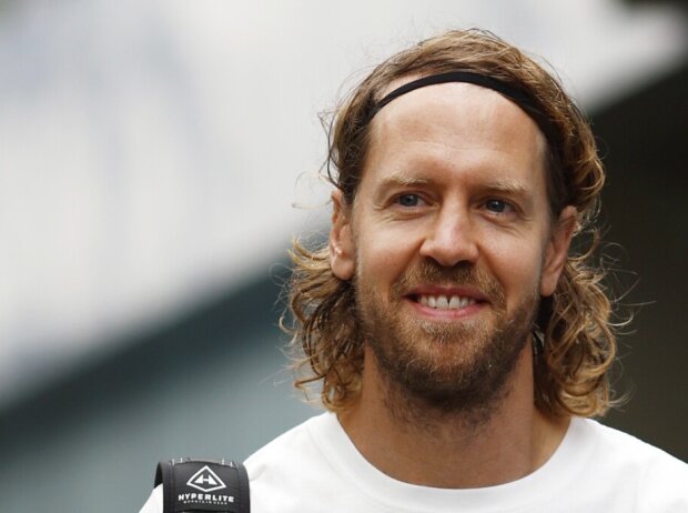 Sebastian Vettel bei seiner Ankunft in Sao Paulo in Brasilien 2022 Sebastian Vettel bei seiner Ankunft in Sao Paulo in Brasilien 2022