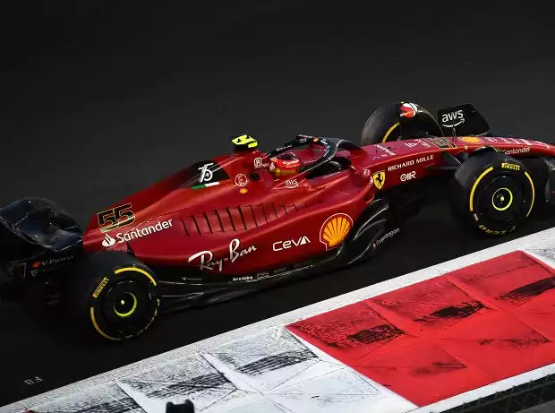 Titel-Bild zur News: Carlos Sainz im Ferrari F1-75 der Formel-1-Saison 2022