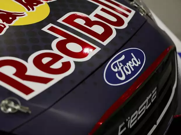 Titel-Bild zur News: Red-Bull-Ford (Logo auf WRC-Auto)