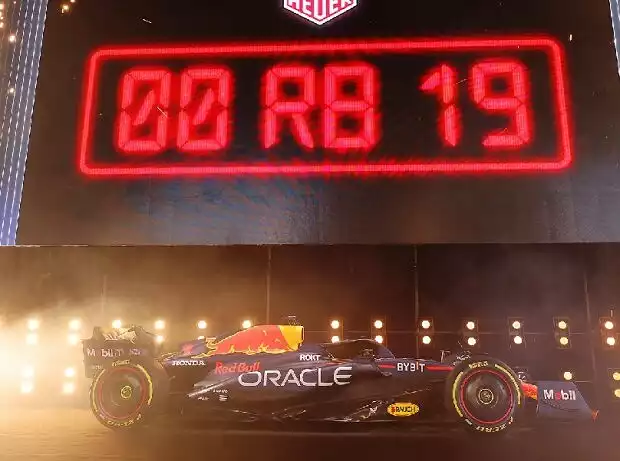 Red Bull RB19 Titel-Bild zur News: Red Bull RB19