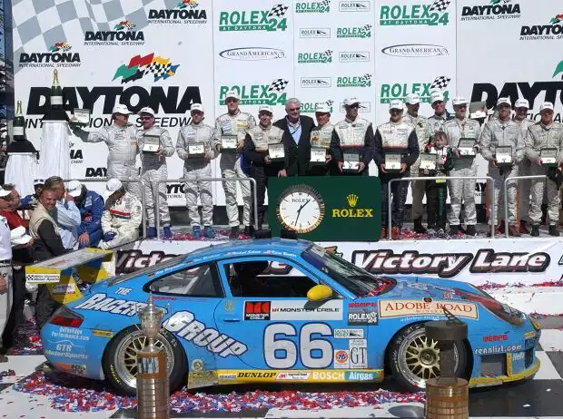 Der Porsche 996 GT3-RS aus der kleinsten Klasse schlug bei den 24 Stunden von Daytona 2003 alle Titel-Bild zur News: Der Porsche 996 GT3-RS aus der kleinsten Klasse schlug bei den 24 Stunden von Daytona 2003 alle