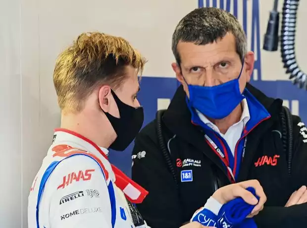 Mick Schumacher, Günther Steiner Titel-Bild zur News: Mick Schumacher, Günther Steiner