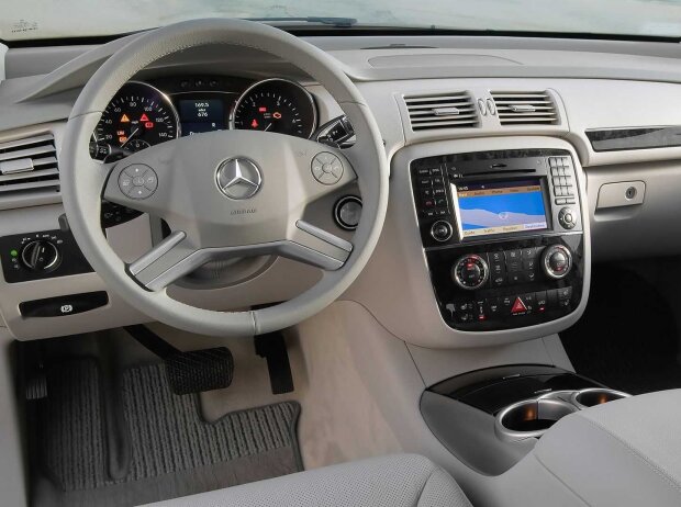 Mercedes R-Klasse (2005-2017) Mercedes R-Klasse (2005-2017)