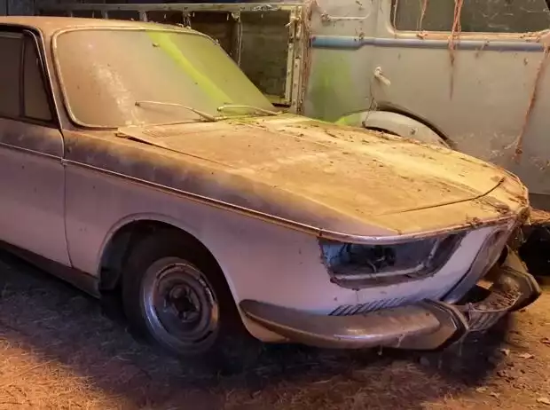 BMW 2000 CS Scheunenfund Titel-Bild zur News: BMW 2000 CS Scheunenfund