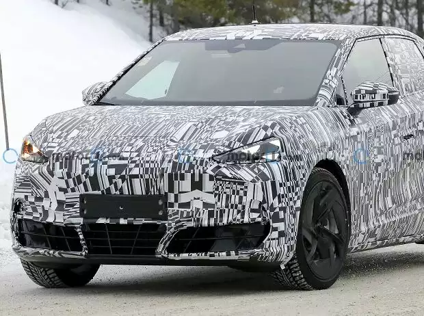 Cupra Tavascan Erlkönig Titel-Bild zur News: Cupra Tavascan Erlkönig