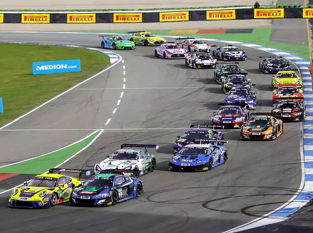 Der ADAC wäre mit 20 Fahrzeugen im neu gestalteten ADAC GT Masters zufrieden Titel-Bild zur News: Der ADAC wäre mit 20 Fahrzeugen im neu gestalteten ADAC GT Masters zufrieden