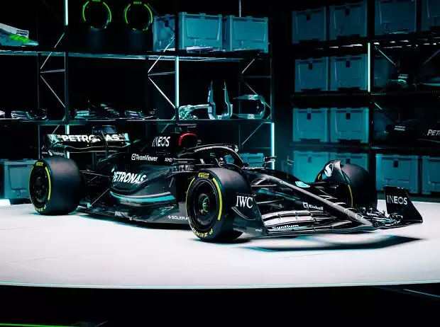 Mercedes W14 Titel-Bild zur News: Mercedes W14