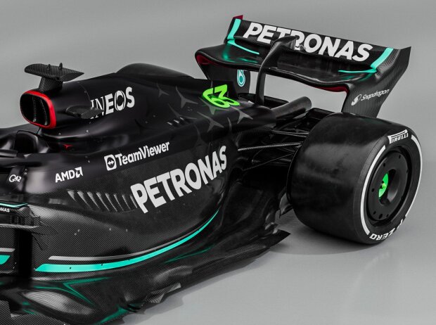 Das Heck des Mercedes W14