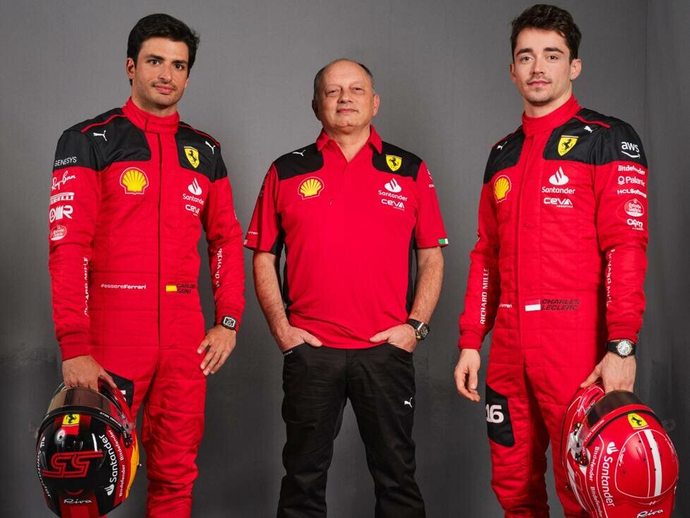 Carlos Sainz, Frederic Vasseur, Charles Leclerc