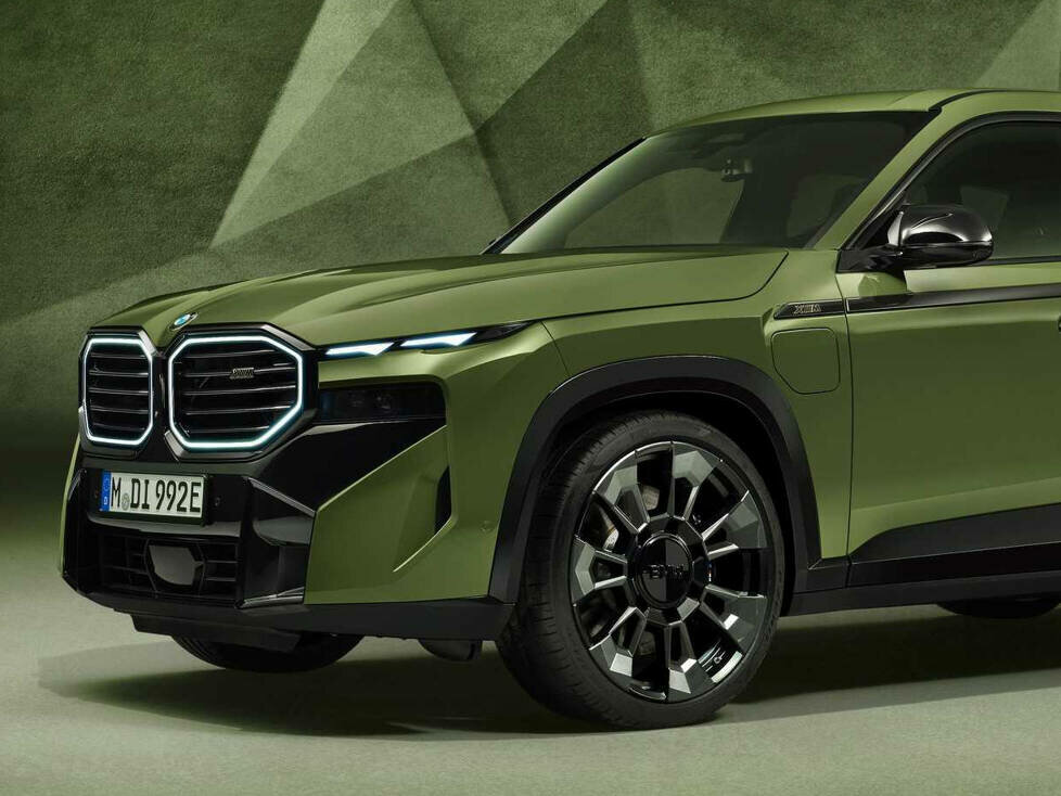 BMW XM in Sonderlackierung