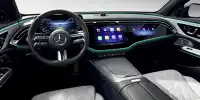 Bild zum Inhalt: Mercedes E-Klasse (2023): Erster offizieller Blick ins Cockpit