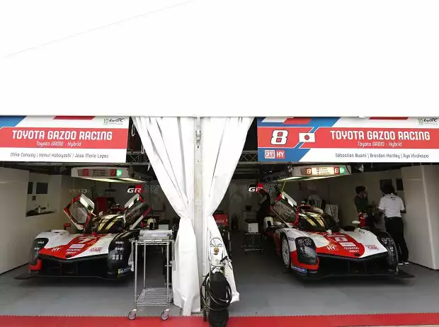 Mike Conway, Kamui Kobayashi, Ryo Hirakawa Titel-Bild zur News: Mike Conway, Kamui Kobayashi, Ryo Hirakawa