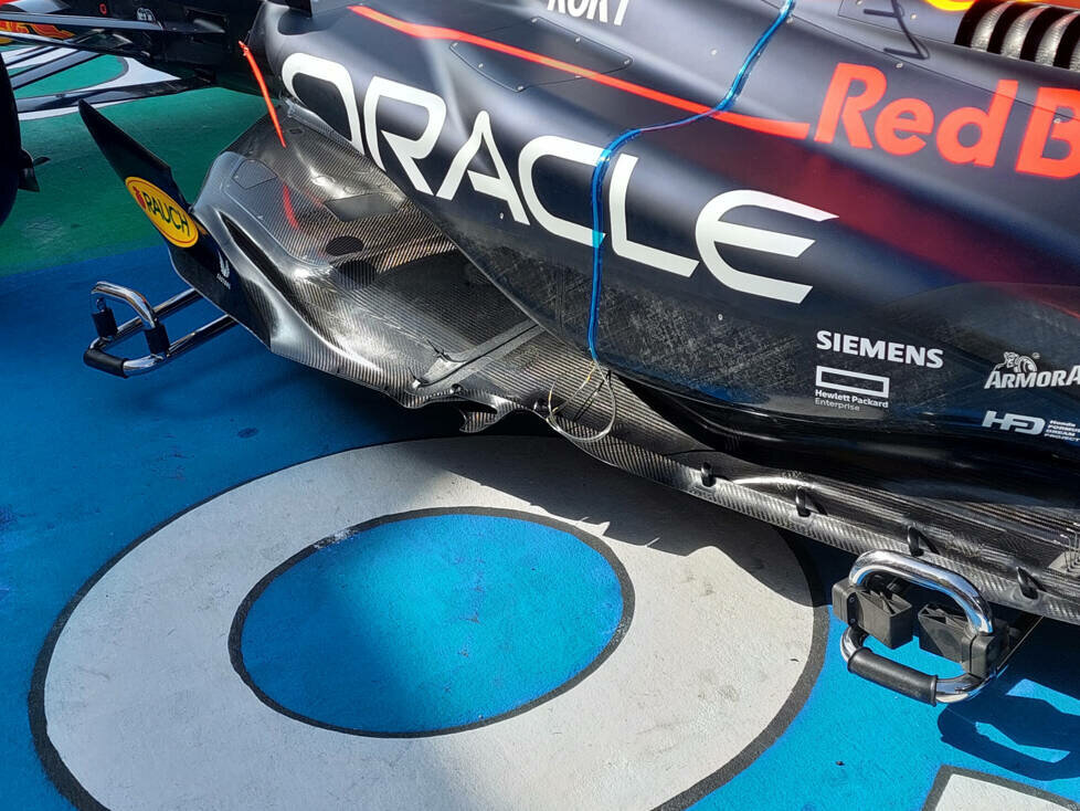 Red Bull RB19