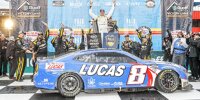 Bild zum Inhalt: NASCAR Fontana: Kyle Busch gelingt erster Sieg in Childress-Diensten