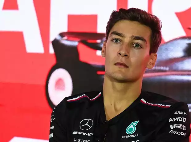 George Russell (Mercedes) vor dem Formel-1-Rennen in Bahrain 2023 Titel-Bild zur News: George Russell (Mercedes) vor dem Formel-1-Rennen in Bahrain 2023